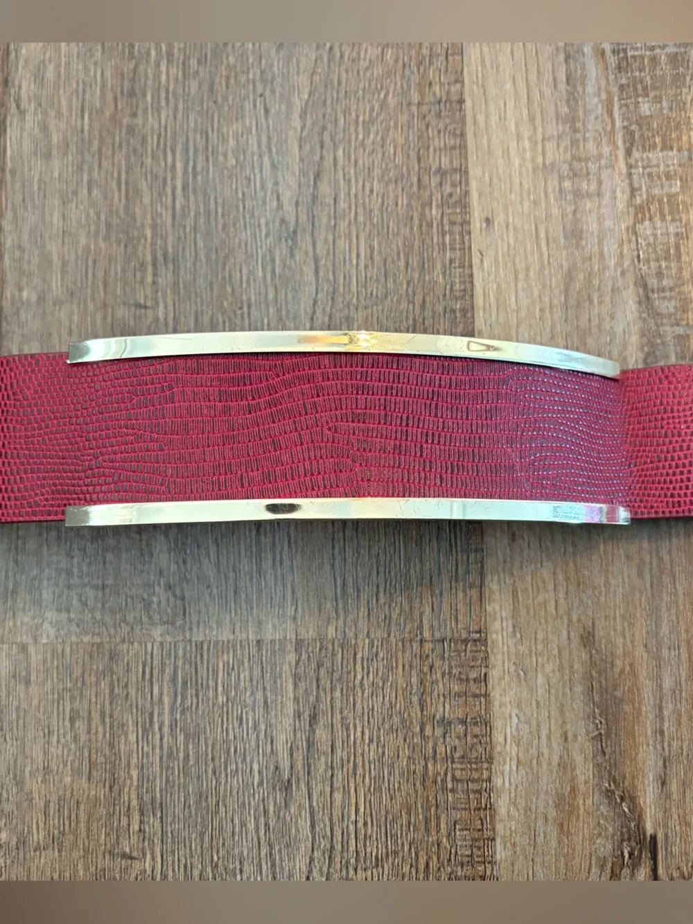 White House Black Market wide elastic Belt